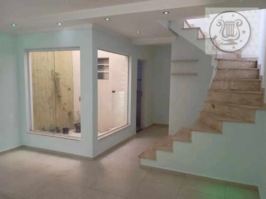 Foto 5 de Sobrado com 3 quartos para alugar, 125m2 em Jardim Britânia, São Paulo - SP