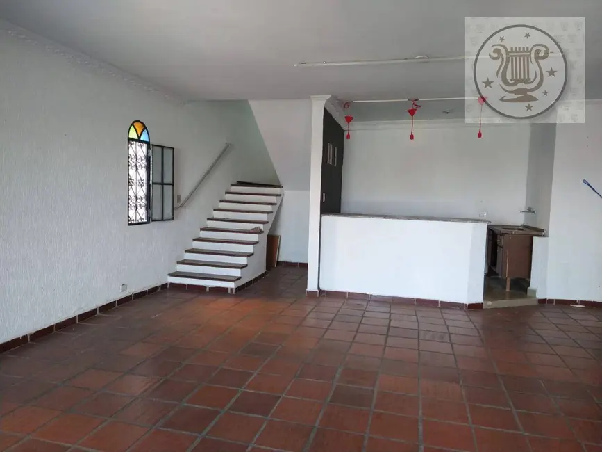 Foto 6 de Sobrado com 3 quartos para alugar, 500m2 em Jardim São Bento, São Paulo - SP