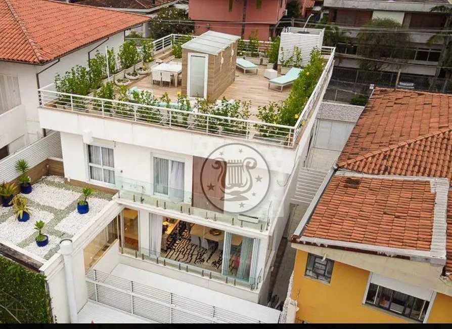 Foto 2 de Casa com 3 quartos à venda, 600m2 em Pacaembu, São Paulo - SP