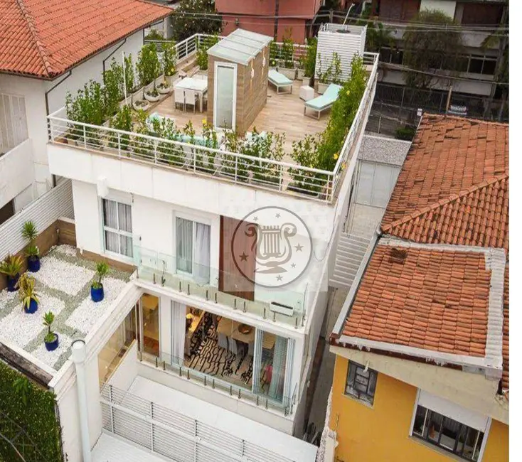 Foto 3 de Casa com 3 quartos à venda, 600m2 em Pacaembu, São Paulo - SP