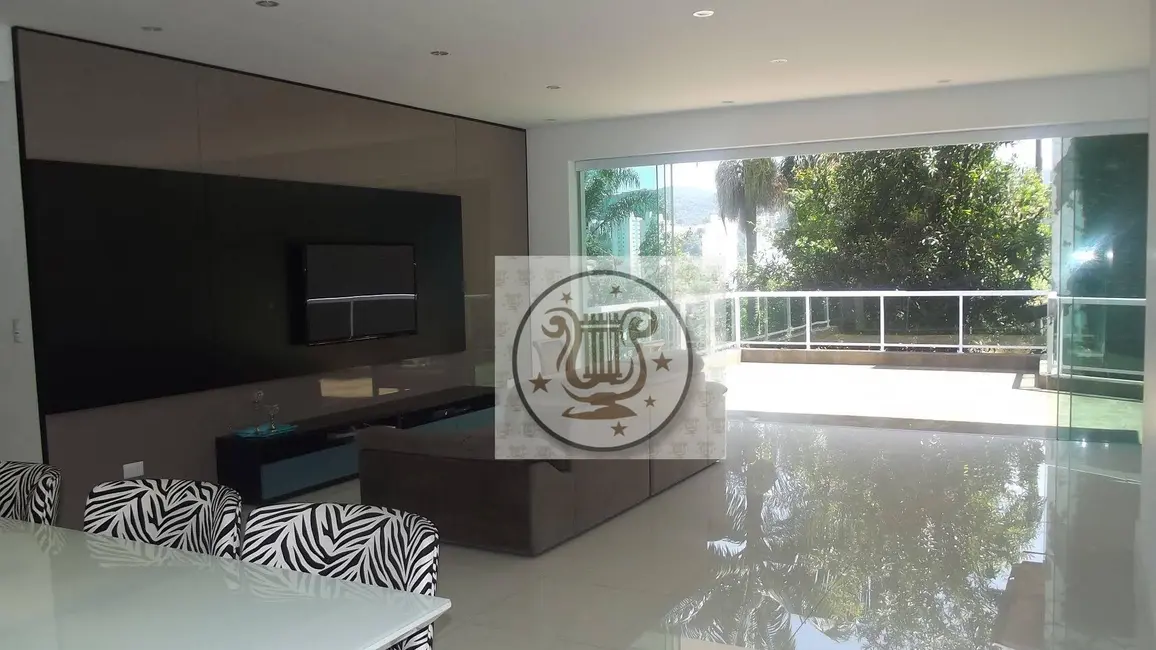 Foto 4 de Casa com 3 quartos à venda, 1000m2 em Vila Albertina, São Paulo - SP