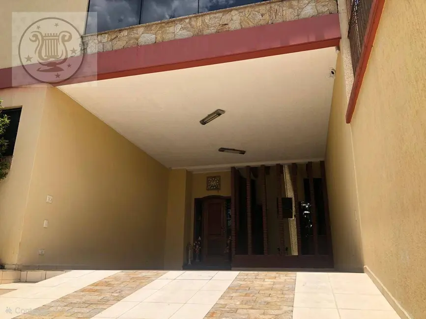 Sobrado com 3 quartos à venda, 320m2 em São Paulo - SP - imagem 4 Foto 4 de Sobrado com 3 quartos à venda, 320m2 em São Paulo - SP