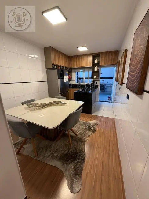 Sobrado com 3 quartos à venda, 102m2 em Vila Romero, São Paulo - SP - imagem 4 Foto 4 de Sobrado com 3 quartos à venda, 102m2 em Vila Romero, São Paulo - SP