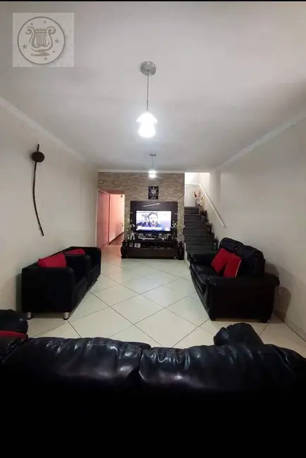 Sobrado com 3 quartos à venda, 127m2 em Vila Rica, São Paulo - SP - imagem 2 Foto 2 de Sobrado com 3 quartos à venda, 127m2 em Vila Rica, São Paulo - SP