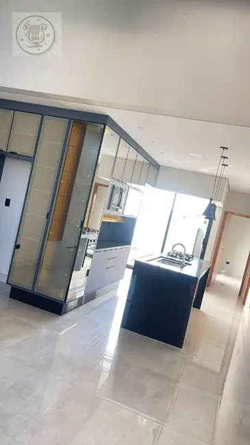 Foto 8 de Casa com 3 quartos à venda, 200m2 em Indaiatuba - SP