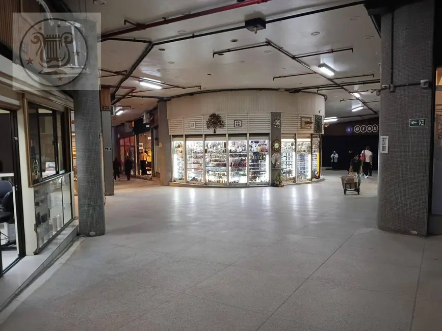 Foto 4 de Kitnet com 1 quarto para alugar, 30m2 em República, São Paulo - SP