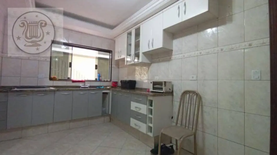 Foto 6 de Sobrado com 3 quartos à venda, 220m2 em Vila Basileia, São Paulo - SP