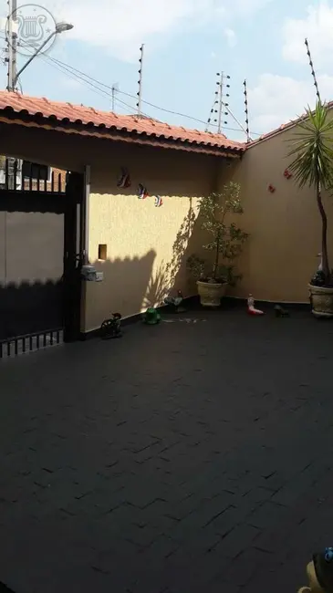 Sobrado com 3 quartos à venda, 220m2 em Horto Florestal, São Paulo - SP - imagem 3 Foto 3 de Sobrado com 3 quartos à venda, 220m2 em Horto Florestal, São Paulo - SP
