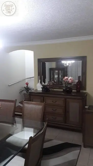 Sobrado com 3 quartos à venda, 220m2 em Horto Florestal, São Paulo - SP - imagem 9 Foto 9 de Sobrado com 3 quartos à venda, 220m2 em Horto Florestal, São Paulo - SP