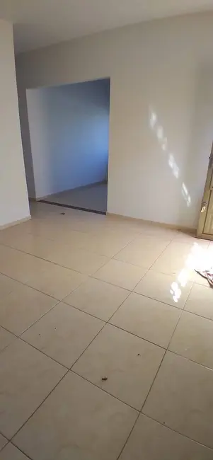 Casa com 2 quartos à venda, 76m2 em Jardim Interlagos, Arapongas - PR - imagem 9 Foto 9 de Casa com 2 quartos à venda, 76m2 em Jardim Interlagos, Arapongas - PR