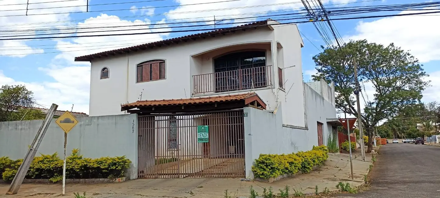 Foto 1 de Casa com 2 quartos à venda, 280m2 em Jardim Panorama, Arapongas - PR