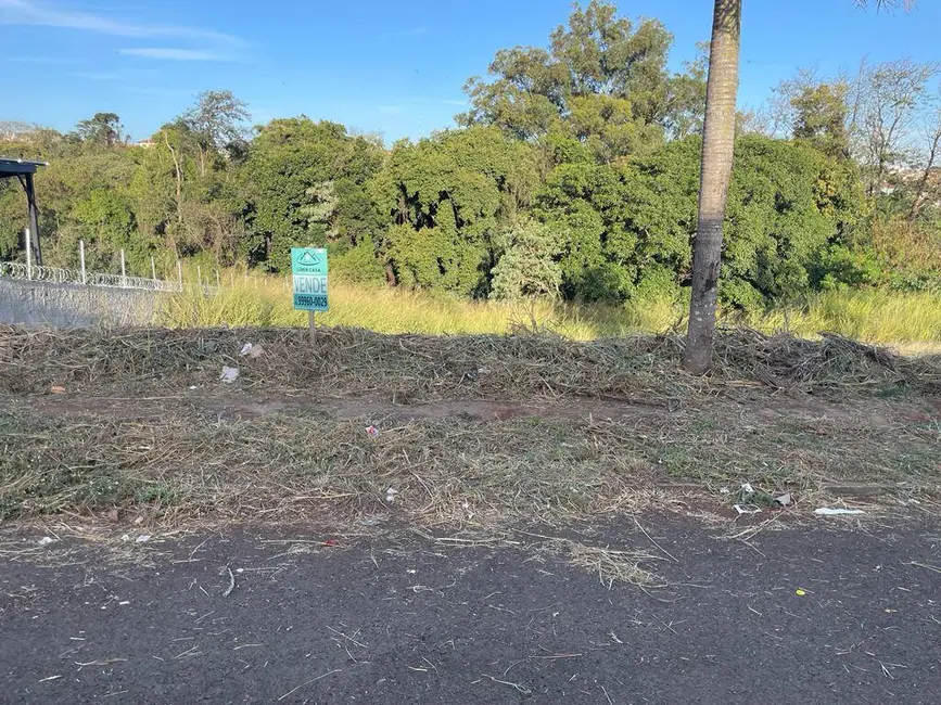Terreno / Lote à venda, 648m2 em Vila Iguaçu, Arapongas - PR - imagem 1 Foto 1 de Terreno / Lote à venda, 648m2 em Vila Iguaçu, Arapongas - PR