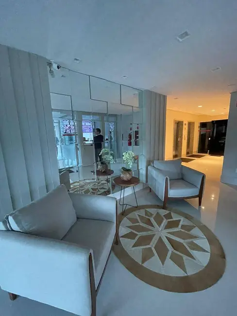 Apartamento com 3 quartos à venda, 92m2 em Centro, Arapongas - PR - imagem 6 Foto 6 de Apartamento com 3 quartos à venda, 92m2 em Centro, Arapongas - PR