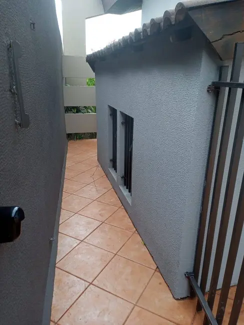 Casa com 3 quartos à venda, 267m2 em Parque Veneza, Arapongas - PR - imagem 7 Foto 7 de Casa com 3 quartos à venda, 267m2 em Parque Veneza, Arapongas - PR