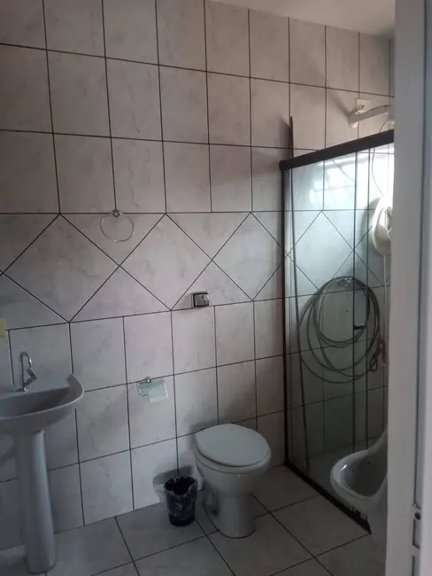 Casa com 3 quartos à venda, 267m2 em Parque Veneza, Arapongas - PR - imagem 6 Foto 6 de Casa com 3 quartos à venda, 267m2 em Parque Veneza, Arapongas - PR