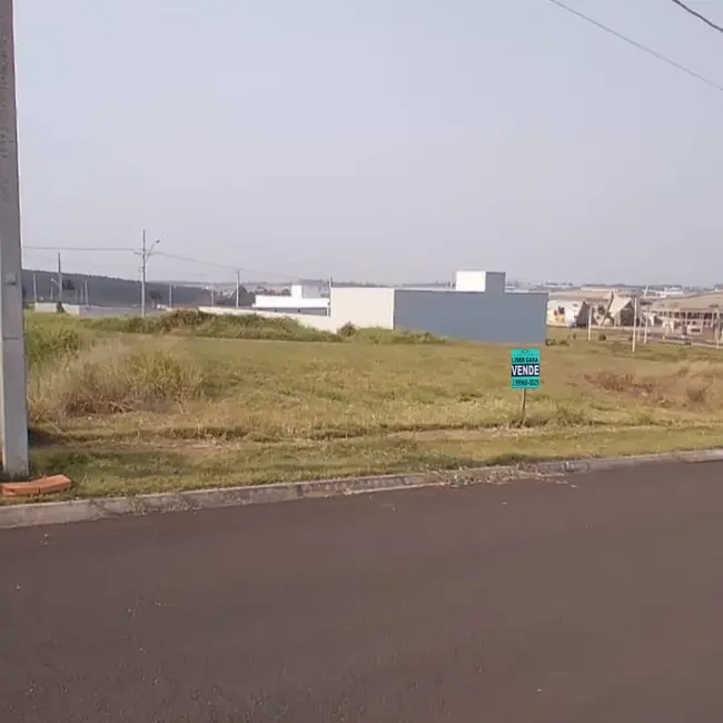 Foto 2 de Terreno / Lote à venda, 252m2 em Arapongas - PR