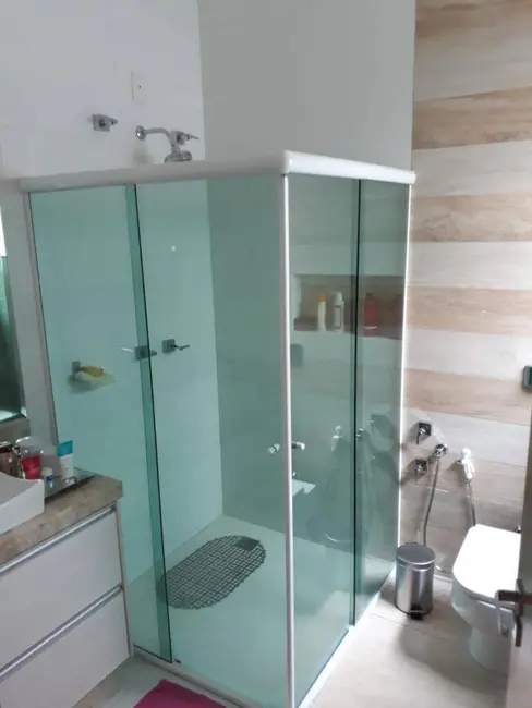 Casa com 3 quartos à venda em Conjunto Novo Centauro, Arapongas - PR - imagem 8 Foto 8 de Casa com 3 quartos à venda em Conjunto Novo Centauro, Arapongas - PR