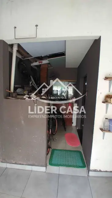 Foto 3 de Casa com 3 quartos à venda, 85m2 em Jardim Universitário, Arapongas - PR