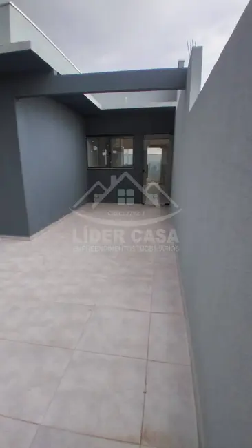 Casa com 2 quartos à venda, 52m2 em Jardim Colúmbia IV, Arapongas - PR - imagem 3 Foto 3 de Casa com 2 quartos à venda, 52m2 em Jardim Colúmbia IV, Arapongas - PR