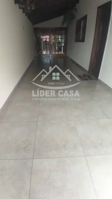 Casa com 3 quartos à venda, 110m2 em Jardim Alto da Boa Vista, Arapongas - PR - imagem 5 Foto 5 de Casa com 3 quartos à venda, 110m2 em Jardim Alto da Boa Vista, Arapongas - PR