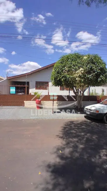 Casa com 3 quartos à venda, 110m2 em Jardim Alto da Boa Vista, Arapongas - PR - imagem 3 Foto 3 de Casa com 3 quartos à venda, 110m2 em Jardim Alto da Boa Vista, Arapongas - PR