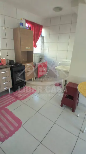 Apartamento com 3 quartos à venda, 65m2 em Vila Passos, Arapongas - PR - imagem 7 Foto 7 de Apartamento com 3 quartos à venda, 65m2 em Vila Passos, Arapongas - PR