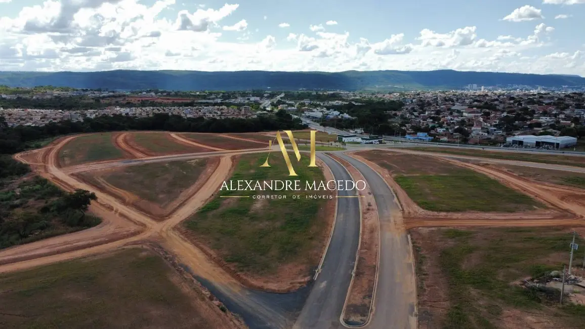 Foto 5 de Terreno / Lote à venda, 200m2 em Montes Claros - MG