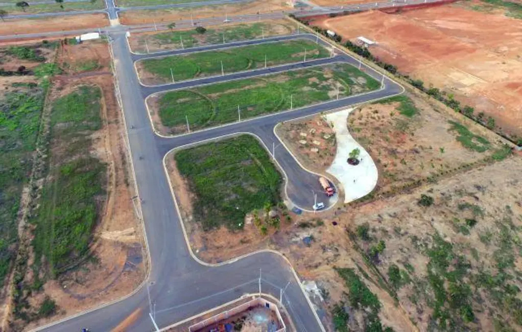 Foto 7 de Terreno / Lote à venda, 200m2 em Montes Claros - MG