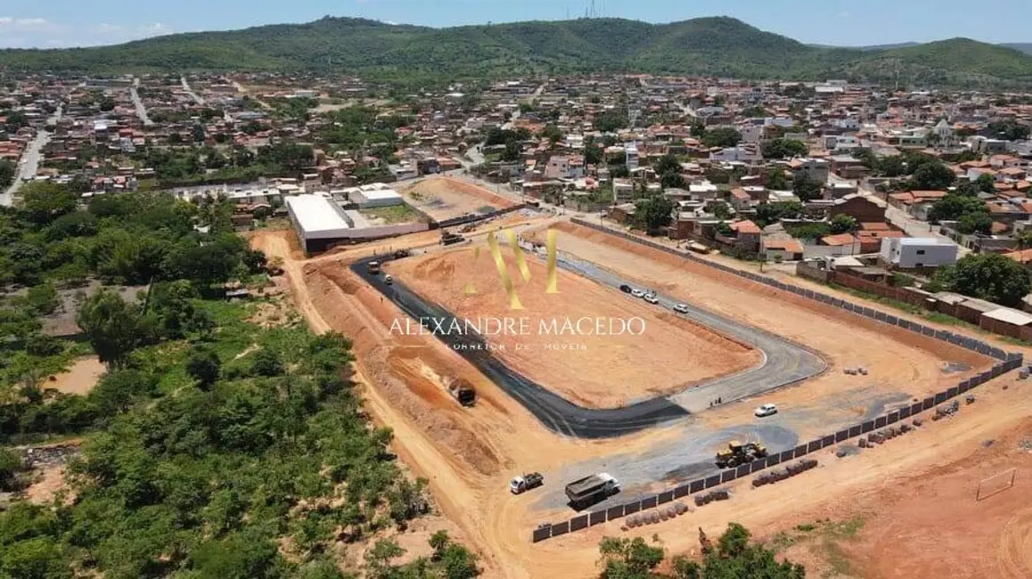 Foto 7 de Lote de Condomínio à venda, 180m2 em Santo Inácio, Montes Claros - MG