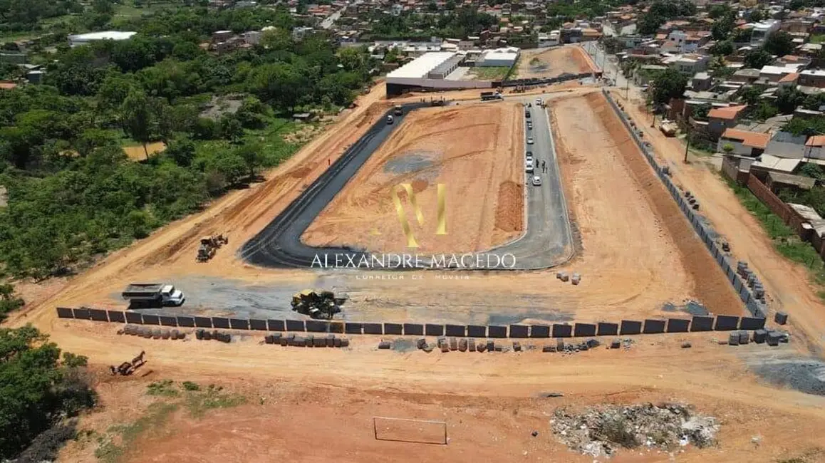 Foto 6 de Lote de Condomínio à venda, 180m2 em Santo Inácio, Montes Claros - MG