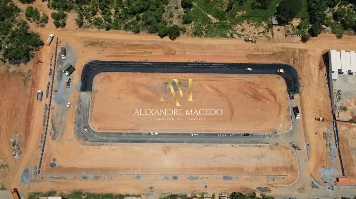 Foto 3 de Lote de Condomínio à venda, 180m2 em Santo Inácio, Montes Claros - MG