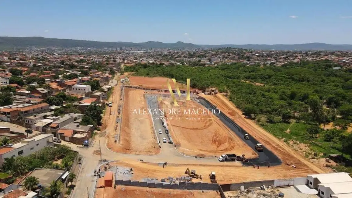 Foto 5 de Lote de Condomínio à venda, 180m2 em Santo Inácio, Montes Claros - MG
