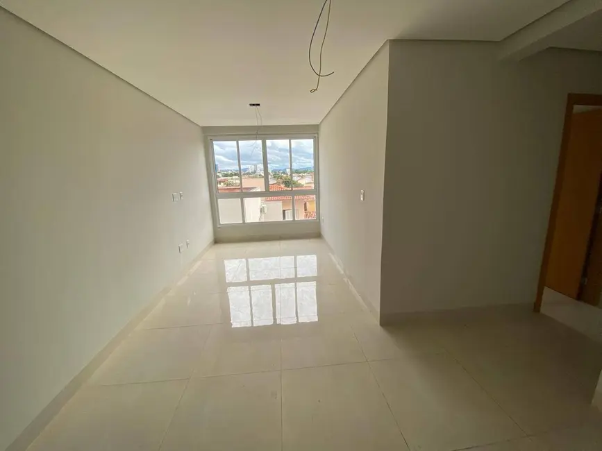 Foto 9 de Apartamento com 3 quartos à venda, 78m2 em Todos os Santos, Montes Claros - MG