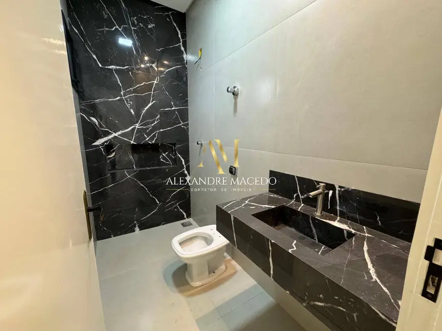 Foto 7 de Casa de Condomínio com 3 quartos à venda, 200m2 em Montes Claros - MG