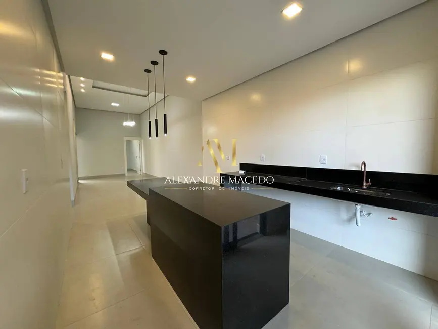 Foto 9 de Casa de Condomínio com 3 quartos à venda, 200m2 em Montes Claros - MG