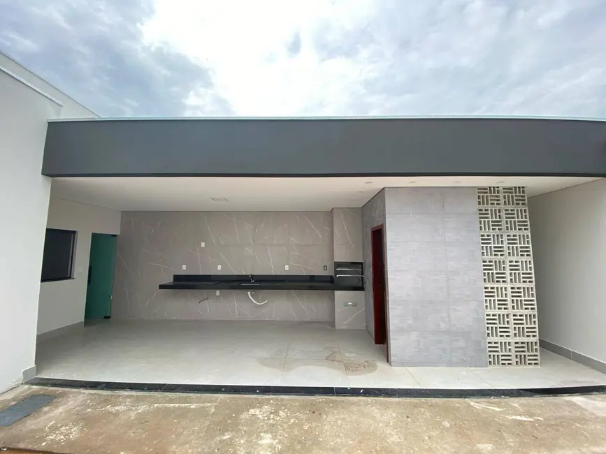 Foto 6 de Casa com 3 quartos à venda, 255m2 em Planalto, Montes Claros - MG