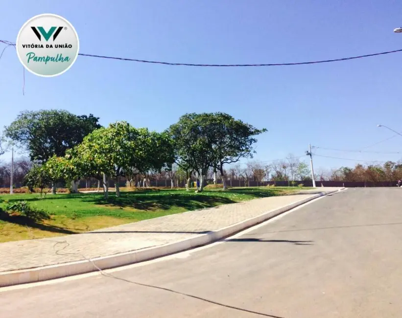 Foto 7 de Terreno / Lote à venda, 360m2 em Montes Claros - MG