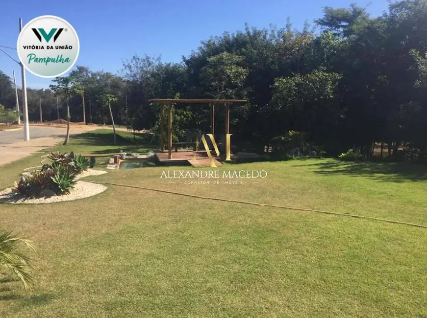 Foto 4 de Terreno / Lote à venda, 360m2 em Montes Claros - MG
