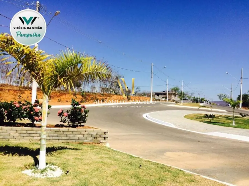 Foto 3 de Terreno / Lote à venda, 360m2 em Montes Claros - MG