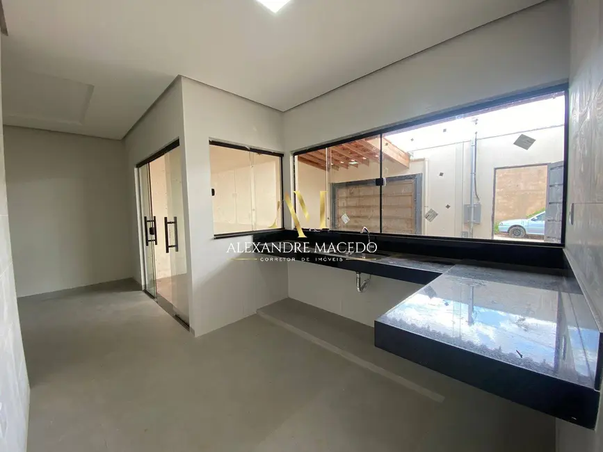 Foto 1 de Casa com 3 quartos à venda, 126m2 em Independência, Montes Claros - MG