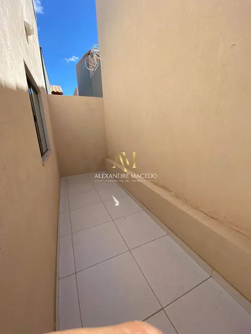 Foto 3 de Casa com 2 quartos à venda, 90m2 em Jardim Olímpico, Montes Claros - MG