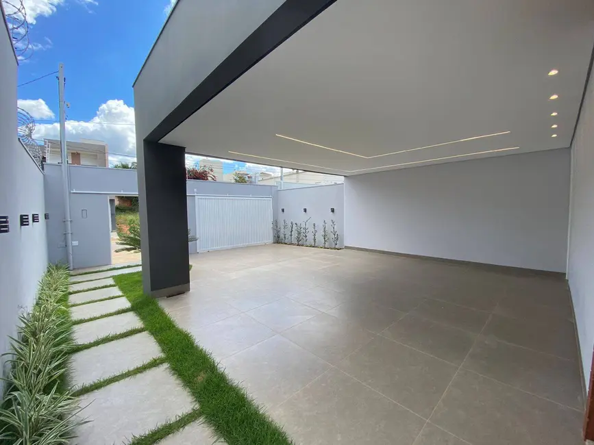 Foto 9 de Casa com 3 quartos à venda, 299m2 em Ibituruna, Montes Claros - MG