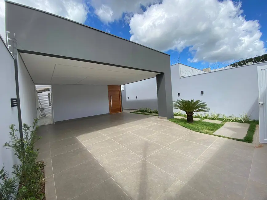 Foto 5 de Casa com 3 quartos à venda, 299m2 em Ibituruna, Montes Claros - MG