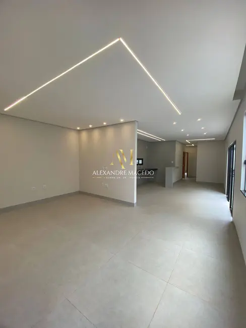 Foto 8 de Casa com 3 quartos à venda, 299m2 em Ibituruna, Montes Claros - MG