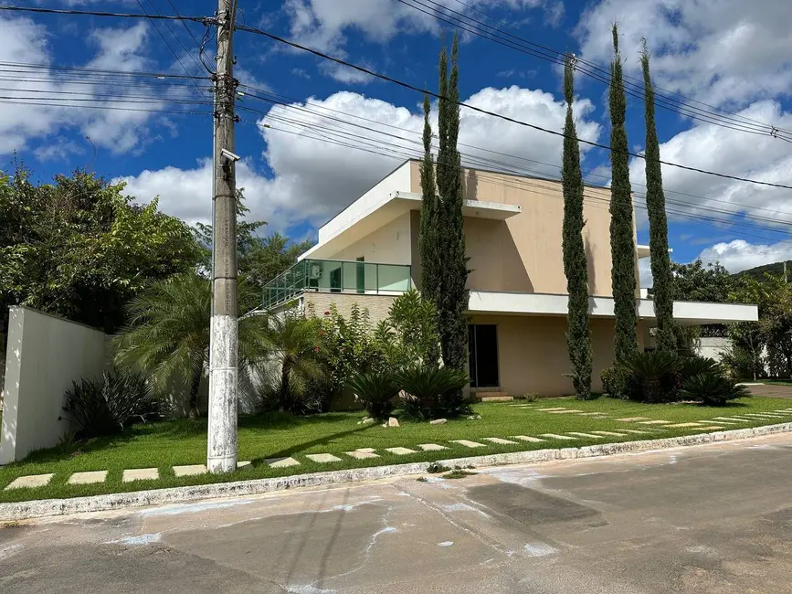 Foto 1 de Casa de Condomínio com 4 quartos à venda, 880m2 em Ibituruna, Montes Claros - MG