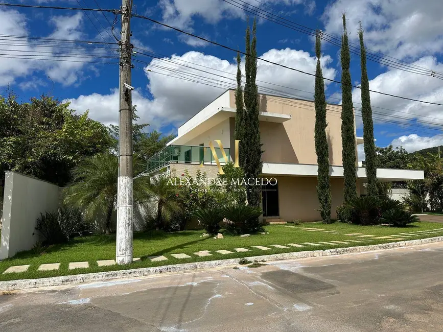 Foto 1 de Casa de Condomínio com 4 quartos à venda, 880m2 em Ibituruna, Montes Claros - MG
