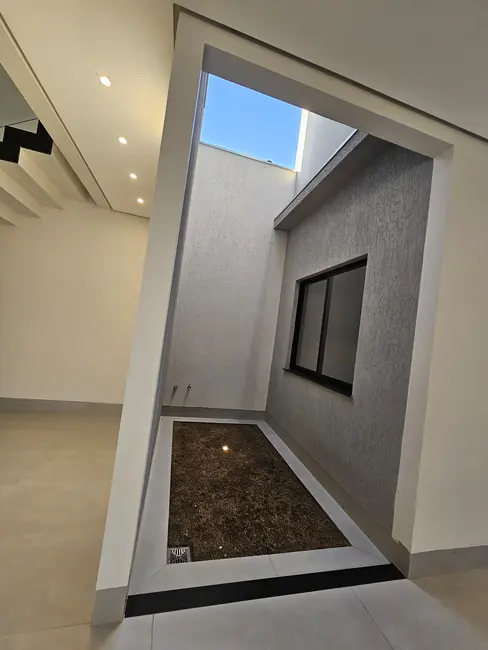 Foto 4 de Casa com 4 quartos à venda, 300m2 em Morada da Serra, Montes Claros - MG