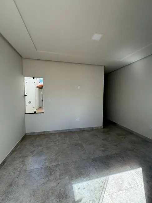 Foto 6 de Casa com 2 quartos à venda, 90m2 em Independência, Montes Claros - MG