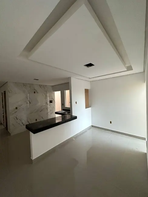 Foto 2 de Casa com 3 quartos à venda, 100m2 em Delfino Magalhães, Montes Claros - MG