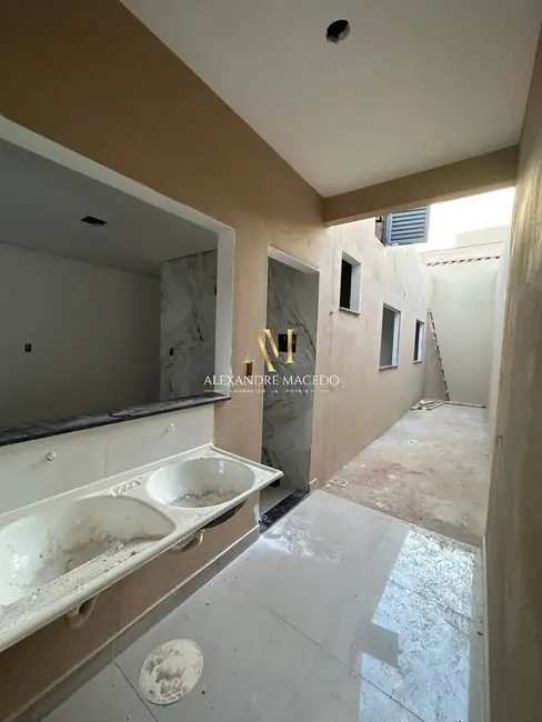 Foto 9 de Casa com 3 quartos à venda, 100m2 em Delfino Magalhães, Montes Claros - MG